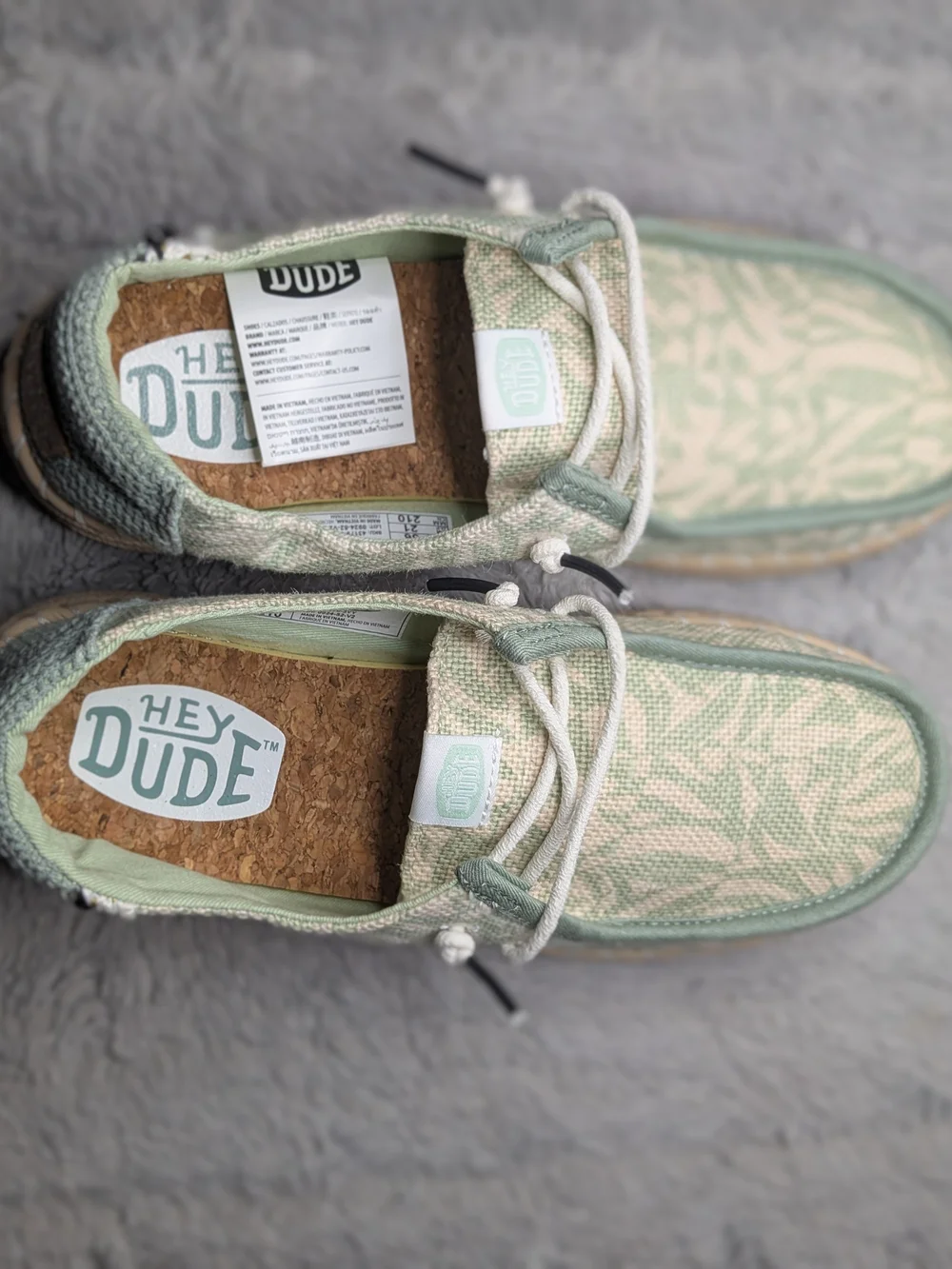 Hey Dude Women's Wally Mint Green Slip-On Shoes Women's Size 5
